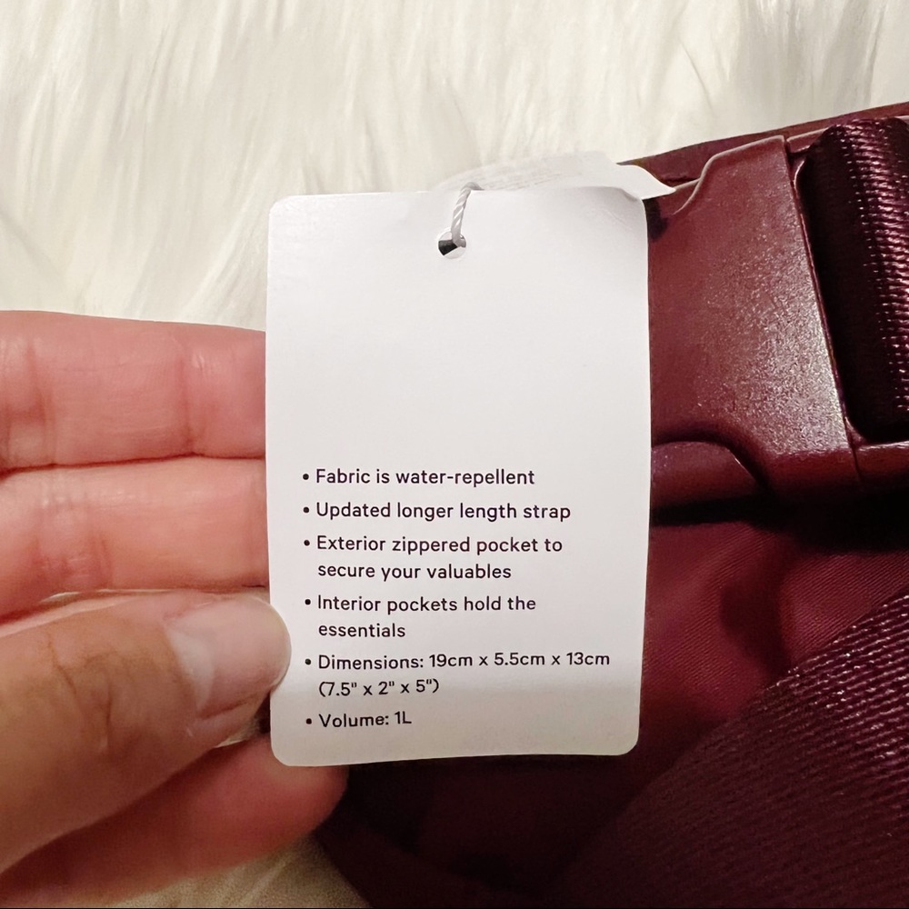 ✨Sold✨Lululemon • Everywhere Belt Bag - Picture 6 of 11